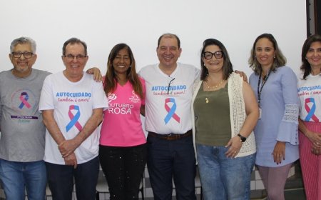 Outubro Rosa: Unimed Araxá doa exames de mamografia para mulheres em vulnerabilidade social