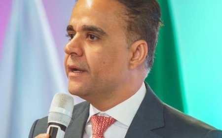 Presidente da CAAMG, Gustavo Chalfun, é homenageado pela Polícia Federal
