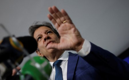 Haddad diz que Brasil não deve retaliar de imediato tarifas dos EUA sobre aço