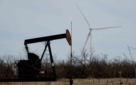 Estoques de petróleo dos EUA sobem 2,553 milhões de barris, revela DoE