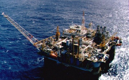 Brasil prepara leilão de áreas petróleo para levantar ao menos R$ 20 bi, dizem fontes