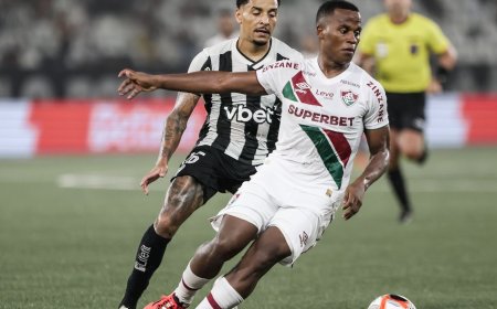 Botafogo e Fluminense disputam clássico no Nilton Santos