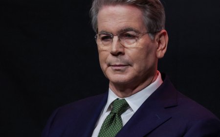 Cabe à China diminuir tensões comerciais, diz Scott Bessent