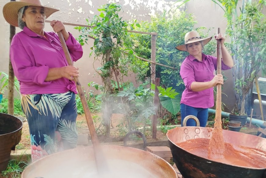 Doces ganham espaço ao lado de pratos típicos da culinária tropeira na Queima do Alho