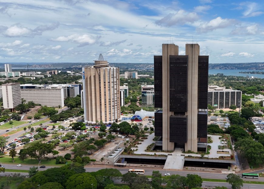 BC deve reavaliar capital mínimo para instituições financeiras operarem, diz diretor