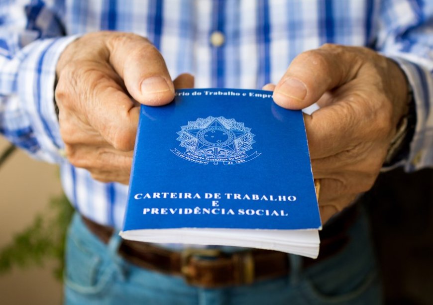 Brasil tem desemprego de 7,0% no tri até março, menor taxa da série para o período