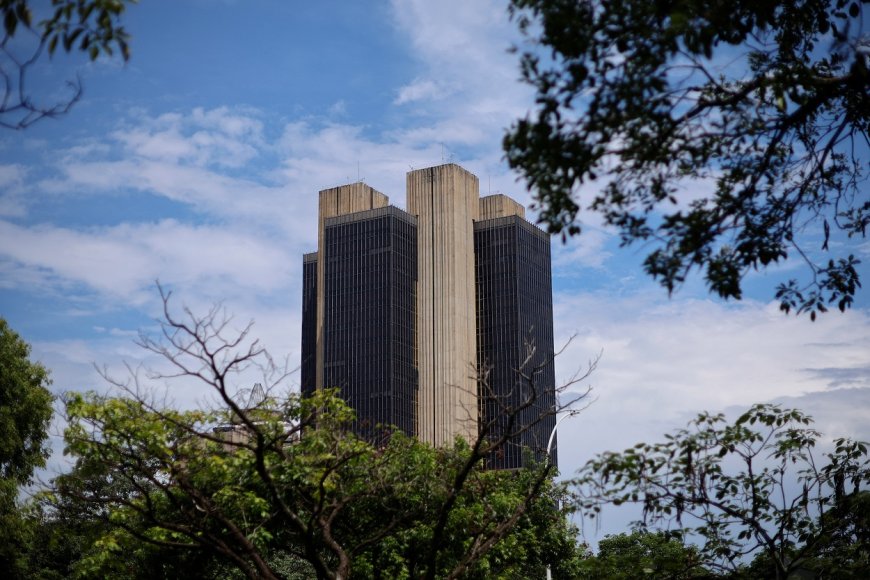 IBC-Br sobe mais que o esperado em março e fecha 1º tri com expansão de 1,3%, diz BC
