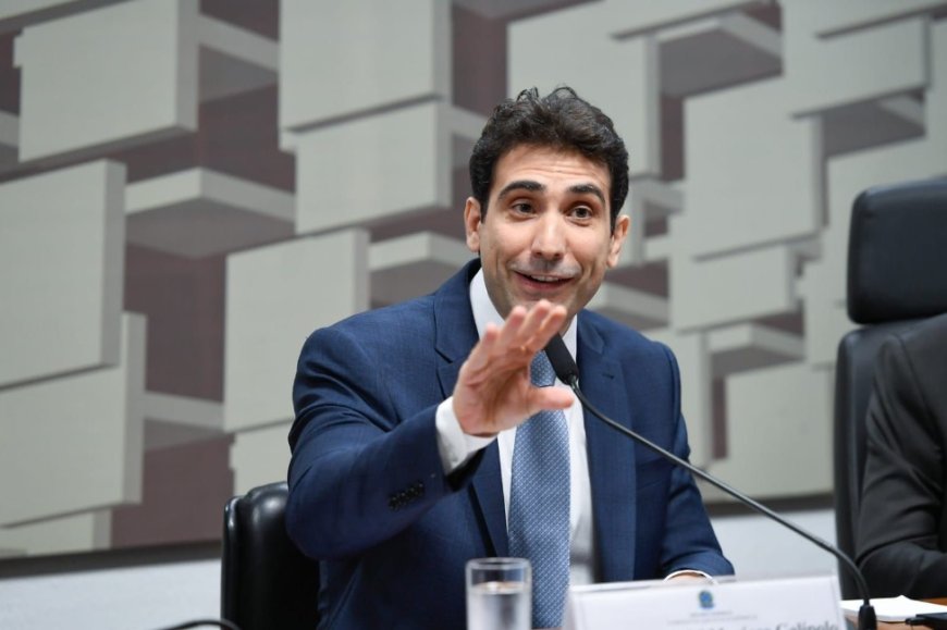 Galípolo: BC mantém flexibilidade para calibrar Selic e está discutindo ciclo de alta