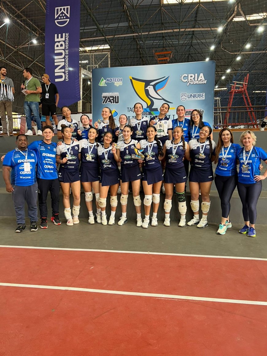 Projeto Meninas de Ouro Brilha na Taça Uirapuru de Vôlei em Uberaba