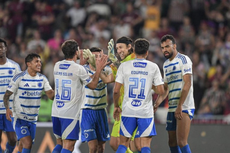 Depois de 11 anos o Cruzeiro volta a liderar o Brasileirão
