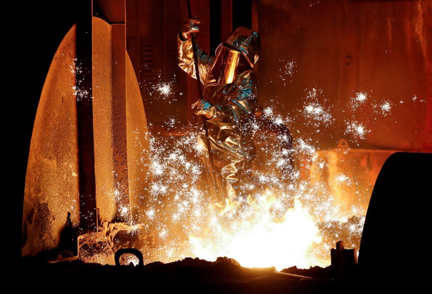 Produção industrial da zona do euro cai 1,3% em junho ante maio