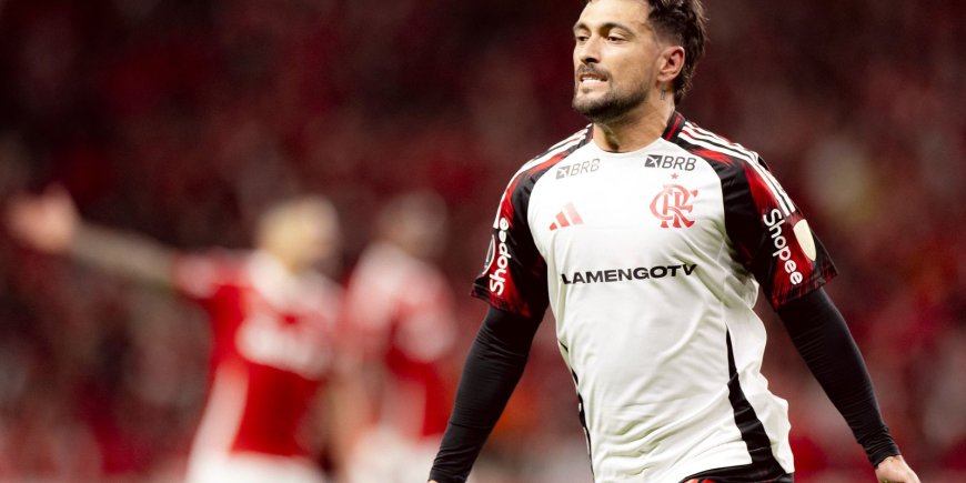 Flamengo volta a derrotar Internacional e avança na Libertadores