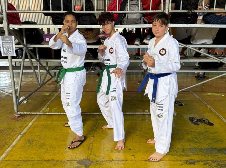 Taekwondo de Araxá se destaca nos Jogos Escolares em Araguari