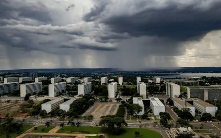 Centro defende ajuste estrutural para conter supersalários na Reforma Administrativa