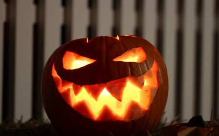 Nem tarifas assustam americanos no Halloween, que esperam recorde de vendas
