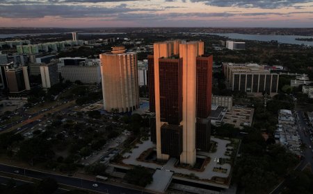 Brasil tem déficit em conta corrente de US$ 4,7 bi em agosto, melhor que o esperado