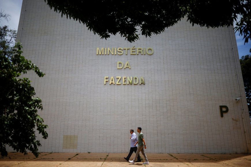 Durigan diz que acordo com Congresso pode manter isenção de debêntures, CRI e CRA
