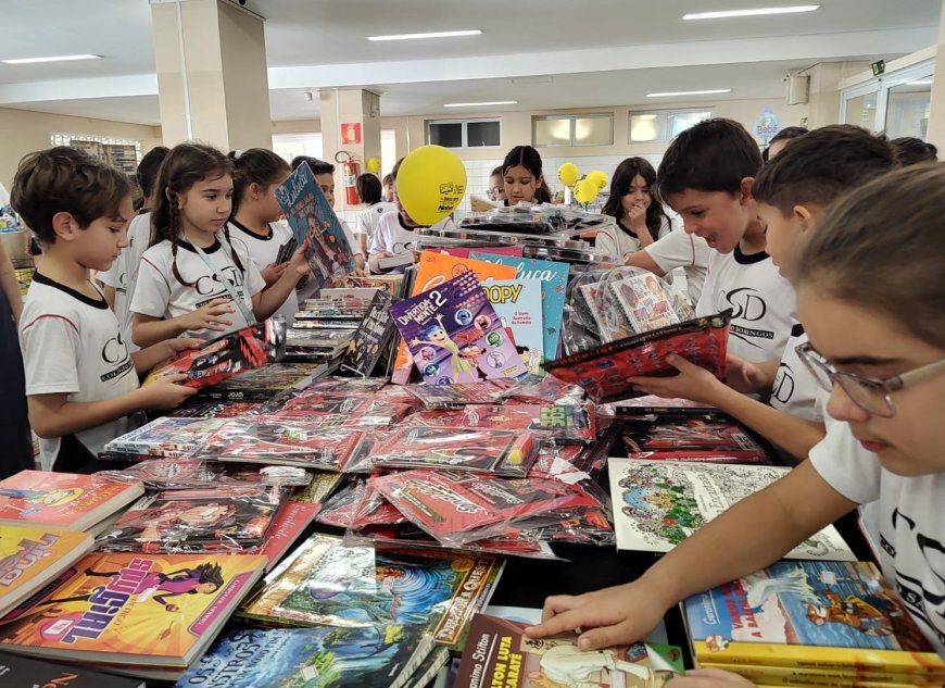 Feira “De Olhos nos Livros” transforma escola em vitrine literária