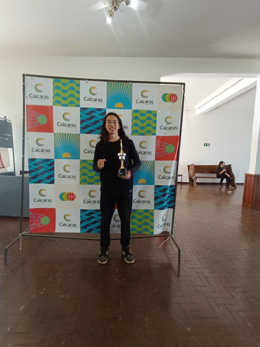 Theo é campeão da 3ª Etapa do Circuito Patense de Xadrez