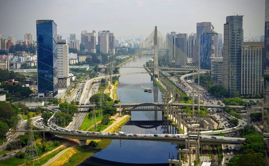 Faria Lima saturada? Alto custo leva empresas a explorar novos territórios em SP