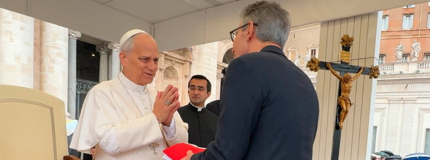 No Vaticano, Papa Leão XIV recebe Zema e os produtos de Minas