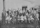 Entre as Minas e os Vales: Caminhos, Parentescos e Costumes da Família Rodrigues Valle