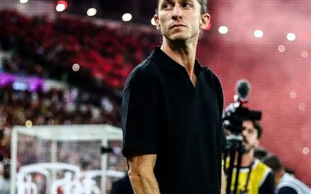 Flamengo demite técnico Filipe Luís após goleada sobre o Madureira