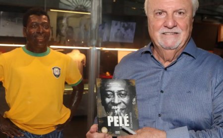Em livro, melhor amigo afirma que “melhor Pelé” esteve fora de campo