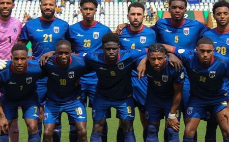 Tubarões Azuis nadam contra a corrente rumo à Copa 2026
