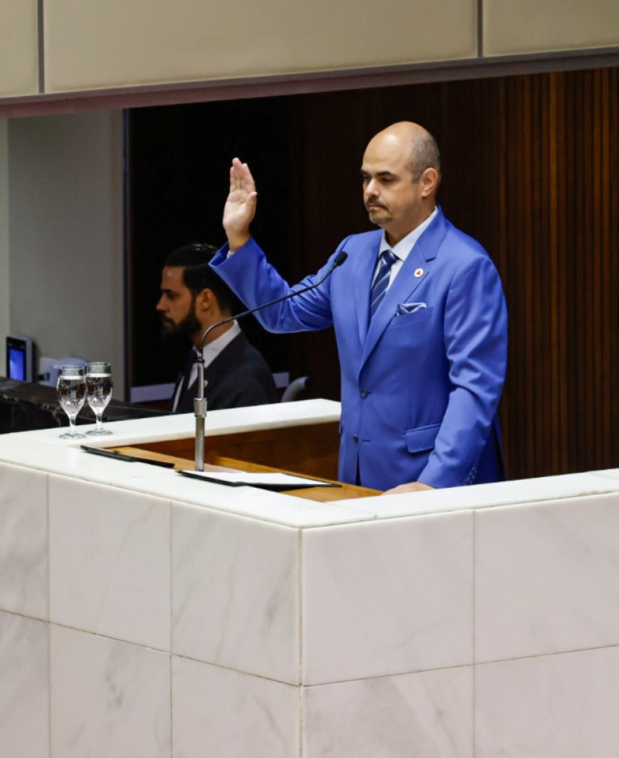 Mateus Simões é empossado governador e reforça projeto de desenvolvimento de Minas Gerais