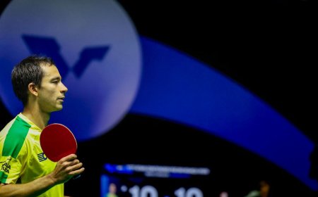 Calderano cai para chinês na semi e leva bronze na Copa do Mundo