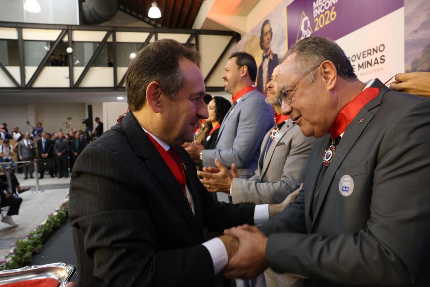 Em dia de homenagens, Padre Sérgio recebe a Comenda Inconfidência
