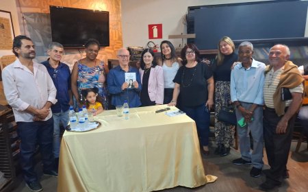 Eduardo Paraguassu lança a obra “A Advogada de Deus” no Memorial Maurício Rosa