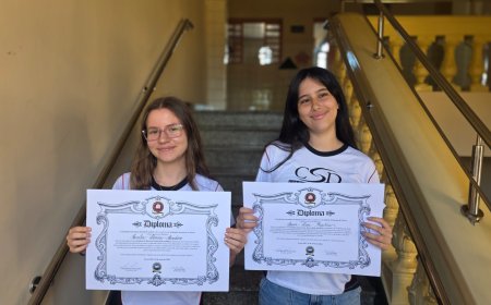 Alunas do CSD passam a integrar Academia Juvenil de Letras