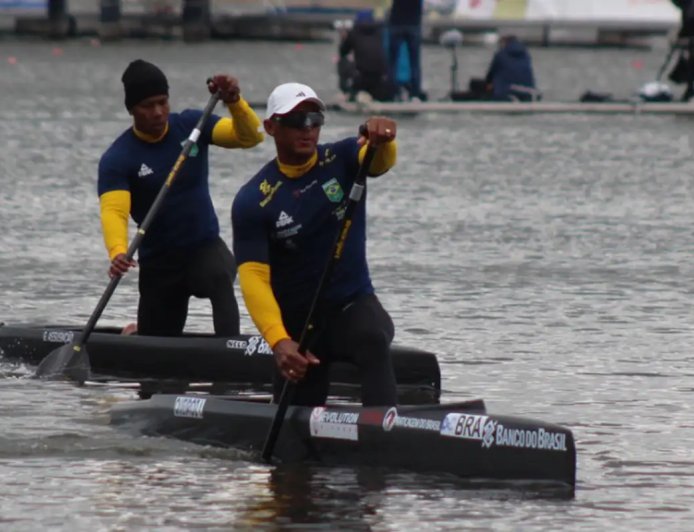 Brasil leva dois ouros na Copa do Mundo de canoagem e paracanoagem