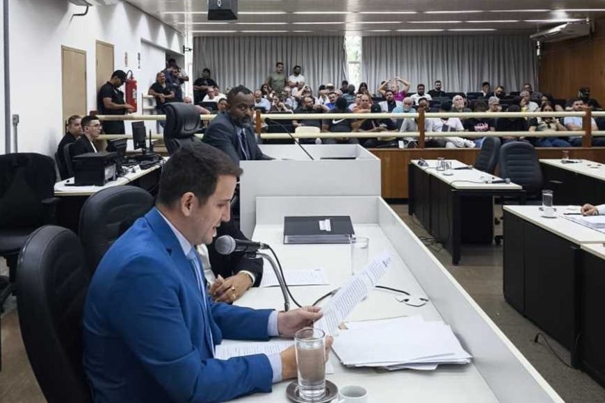 Câmara vota impeachment do prefeito de GV