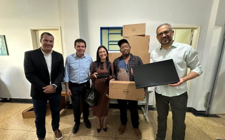 Deputado Bosco entrega novos computadores ao Procon de Araxá e reforça modernização do atendimento à população