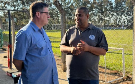Autoridades conhecem projetos do Dínamo que transformam vidas por meio do esporte