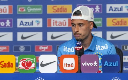 Martinelli admite substituir Raphinha e vê Neymar "querendo muito"