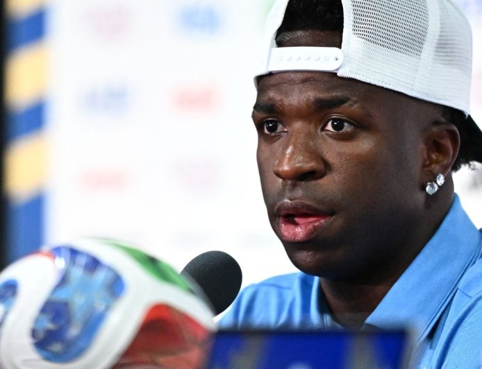 Mais experiente, Vini Jr. afirma que Brasil "chega para ser campeão"