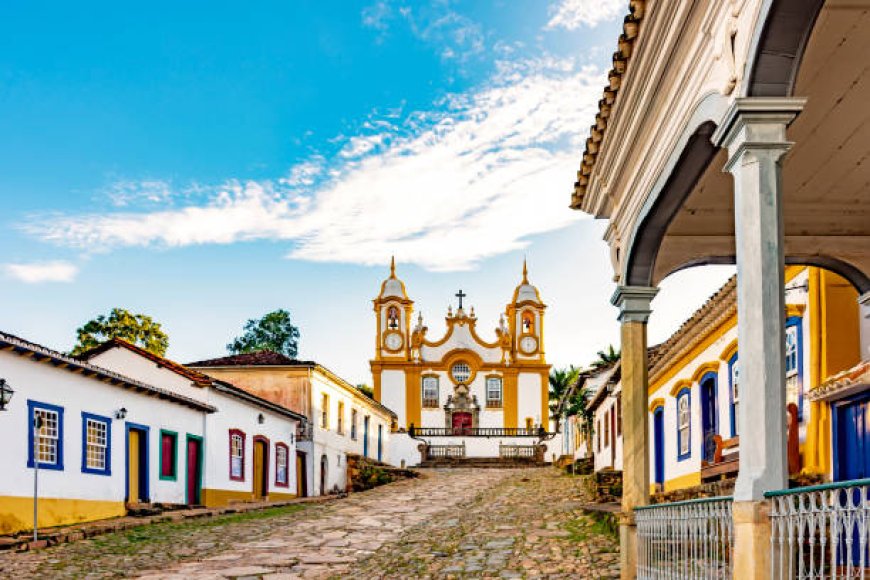 Tiradentes se destaca por hospedagens de charme, gastronomia premiada e eventos que impulsionam o turismo